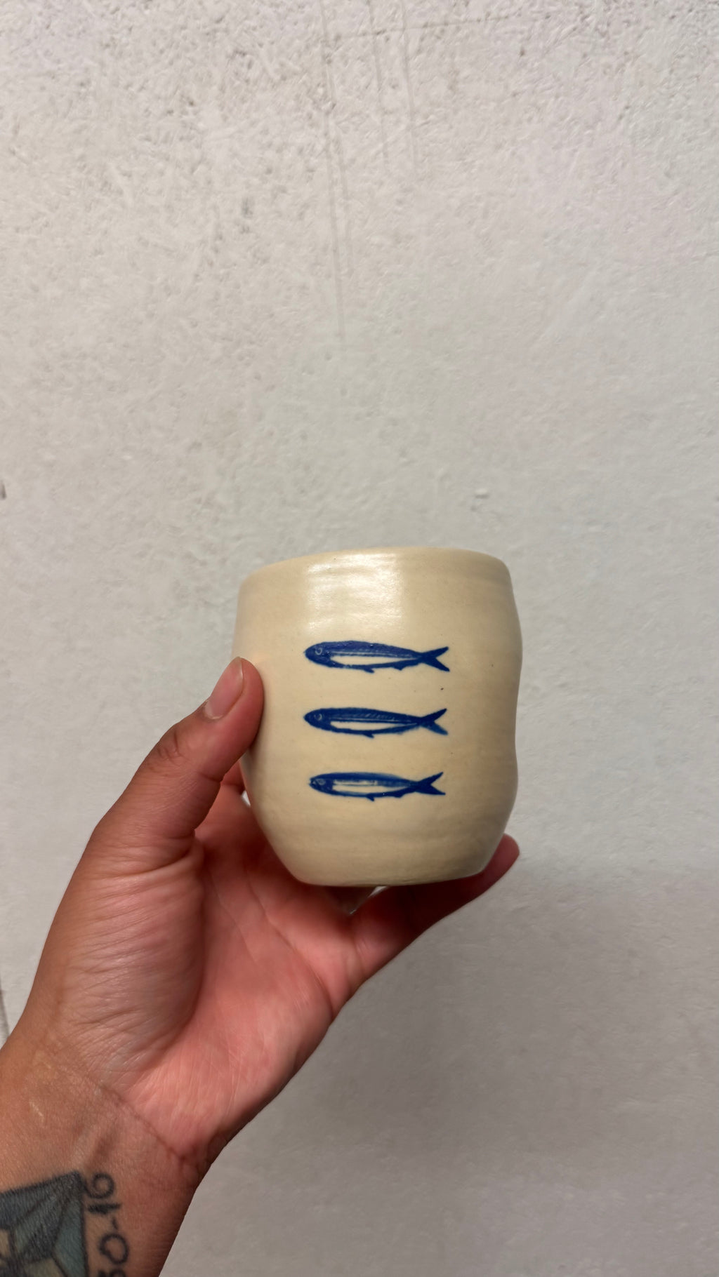 Sardine Thumb Cup